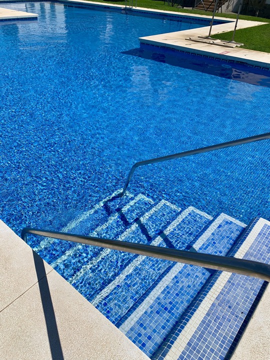 Pool trappa